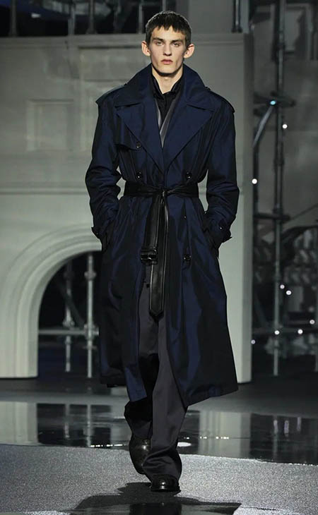 أسبوع لندن للموضة: الأسلوب اللندني في مجموعة Burberry